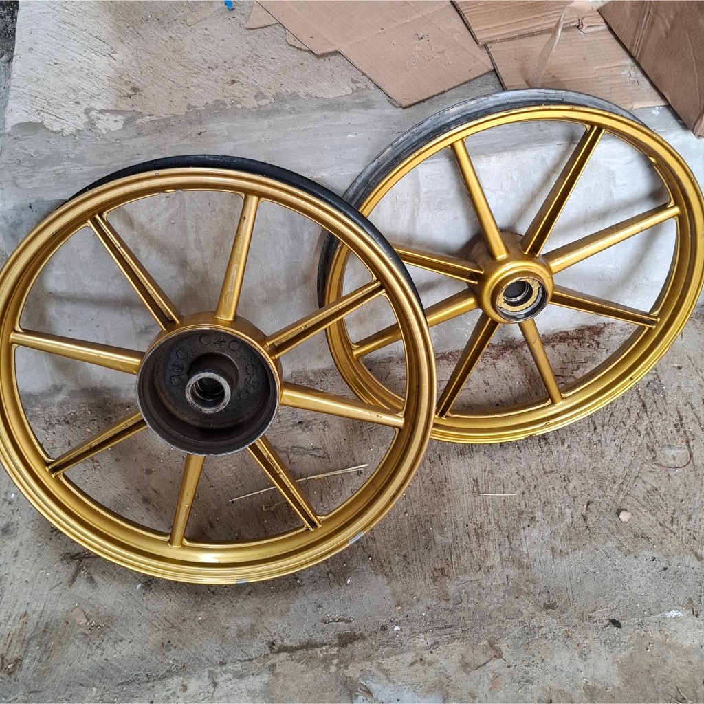 Velg v rosi palang 8 ring 17 dan 18 copotan rx king original bekas