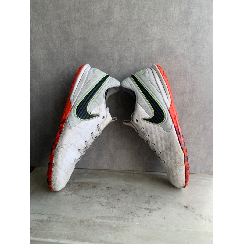 Sepatu futsal minisoccer Nike Tiempo Legend 8 Pro TF