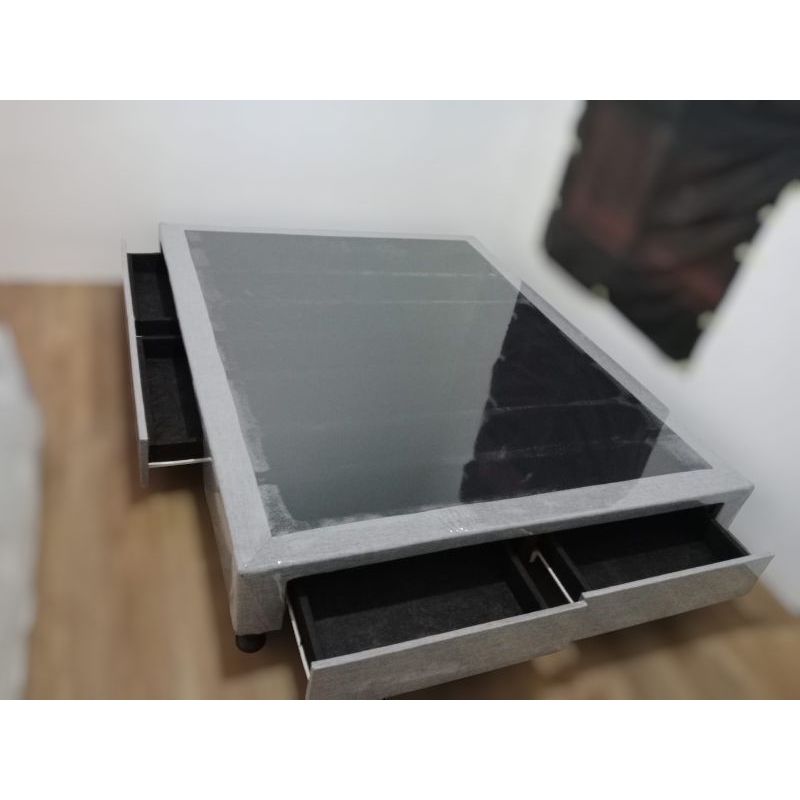 dipan tanpa sandaran 4 laci