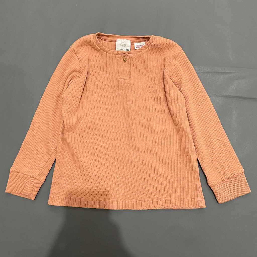 ANAK K267 (ZARA ORI, PRELOVED) Baju Atasan Kaos Stretch Knit Rajut Rib O Neck Tangan Panjang Kancing