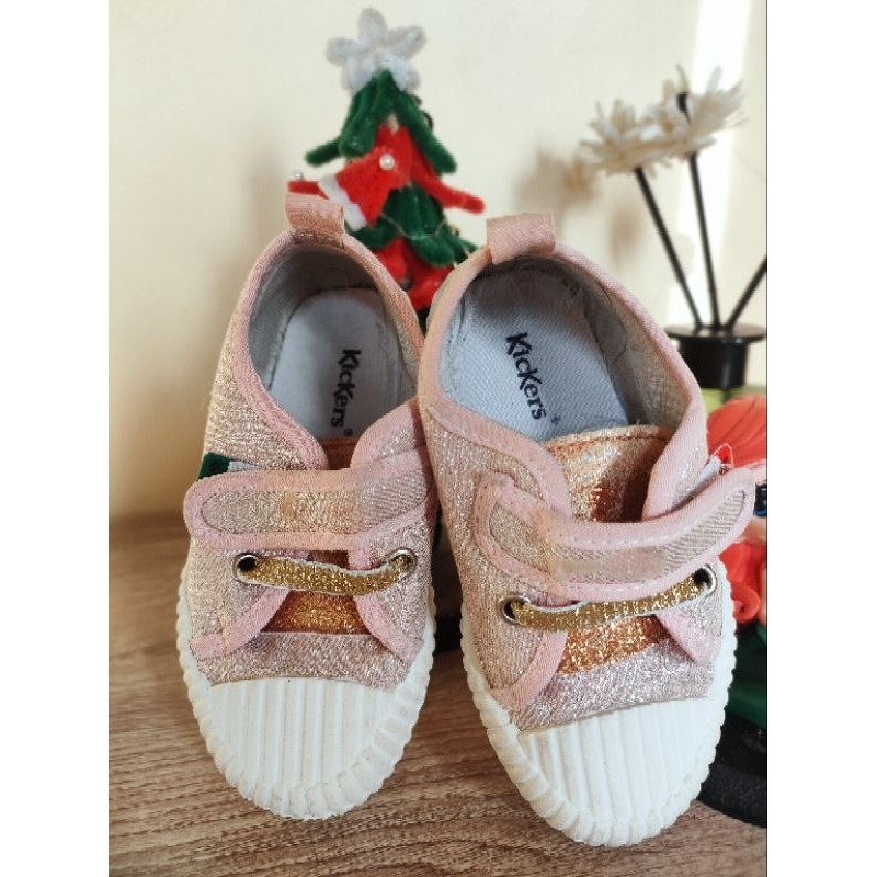 Sepatu Kickers Anak Perempuan