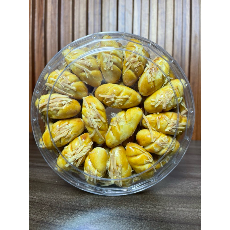 

Kue Nastar Keju Lonjong Toples Berat 430gr
