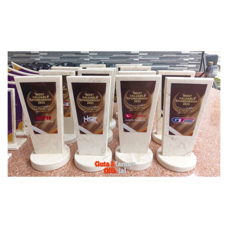 Cinderamata || Vandel Batu Marmer Putih Glosy Rapi