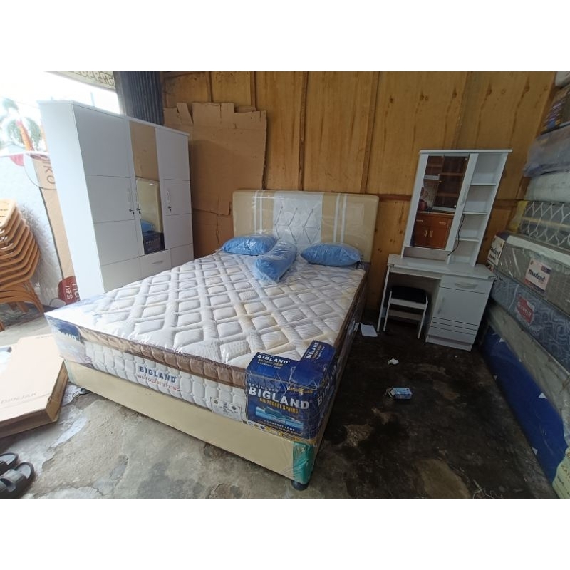 Paket lamaran, kasur springbed bigland plustop 3zone+divan standar+lemari 3 pintu & meja rias rz, te