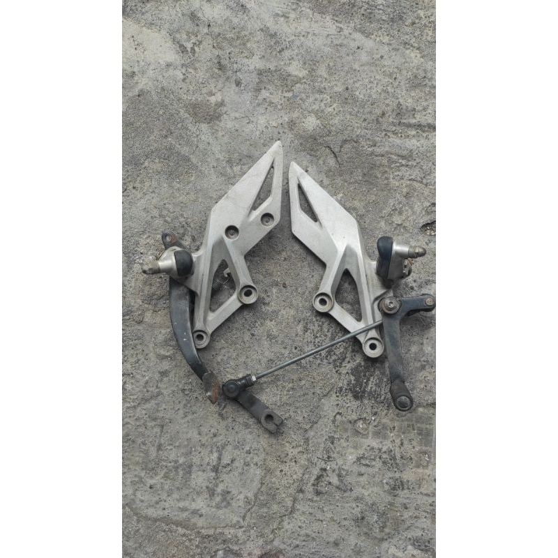 postep cbr150/K45G depan