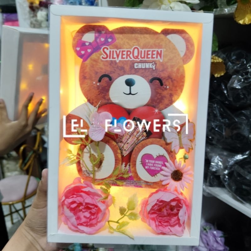 

BOX SILVERQUEEN BERUANG EDISI VALENTINE