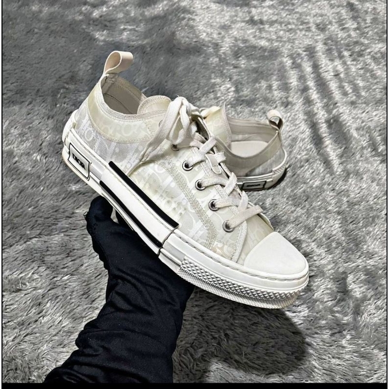 Dior White Oblique Sneakers