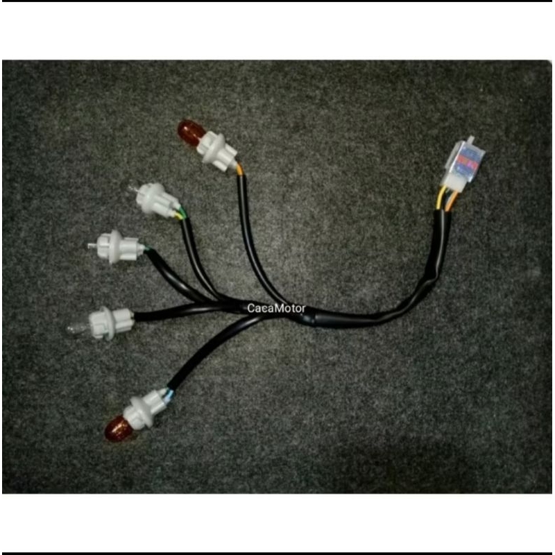 KABEL SOKET LAMPU STOP+BOHLAM VARIO TECHNO 125 / VARIO 125 150 LED OLD LAMA