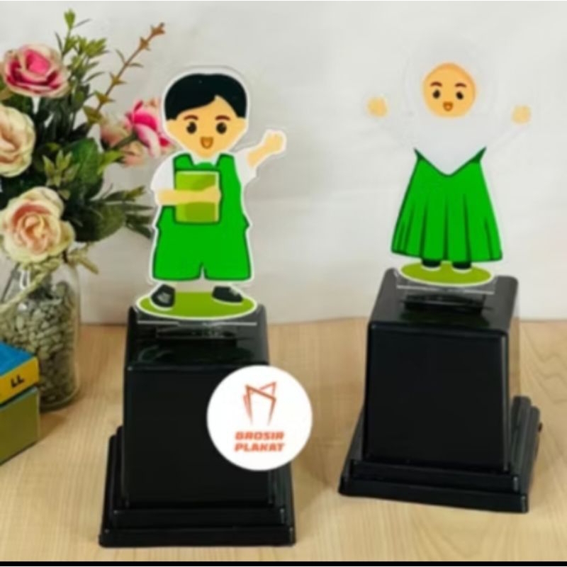 Piala Akrilik Custom - Untuk Wisuda TK - Piala Paud untuk Kelulusan