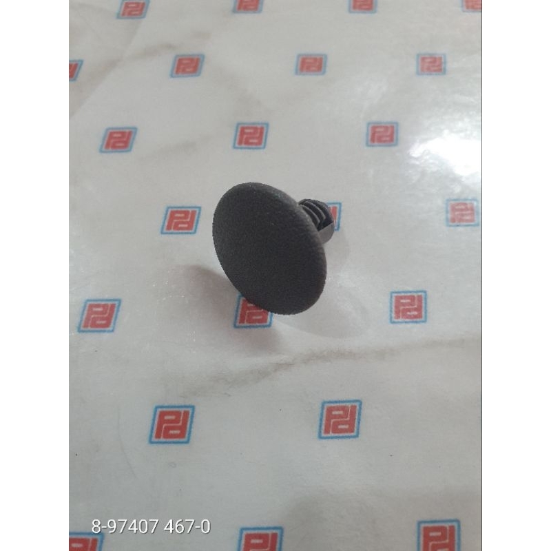 Klip Isuzu Giga Seal Trim Isuzu Giga FVZ34 Ori