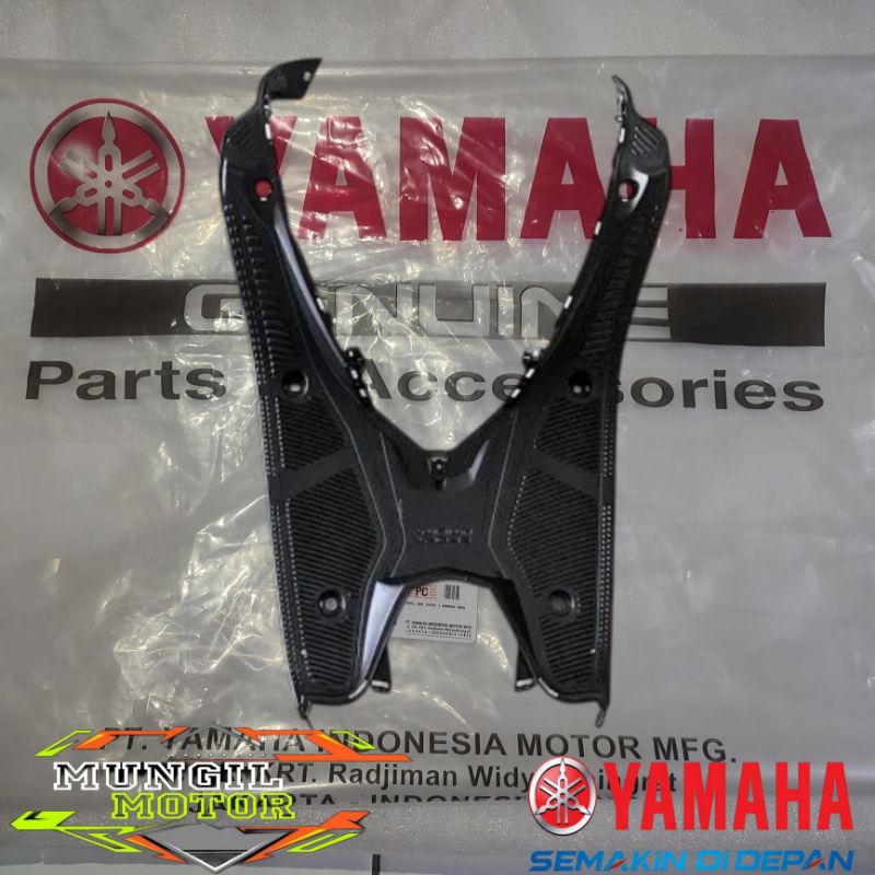 BORDES PIJAKAN KAKI MIO GEAR 125 ORIGINAL YGP B3W-F7481-00