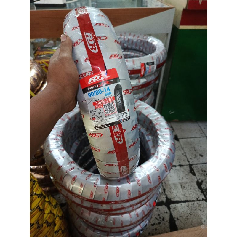 ban FDR sport XR ring 90/80-14 tubles