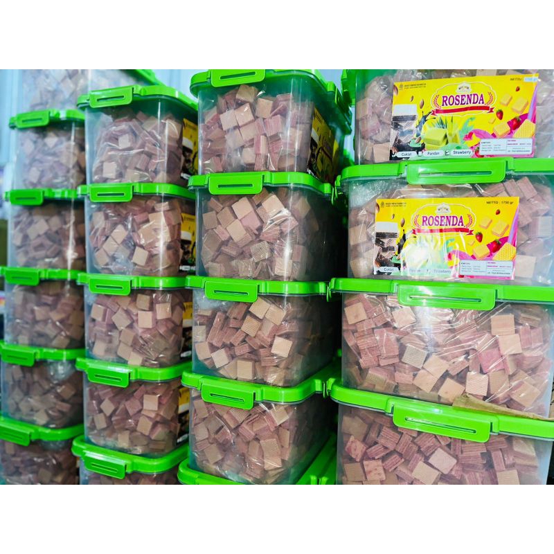

Rosenda Wafer Potong Box Container