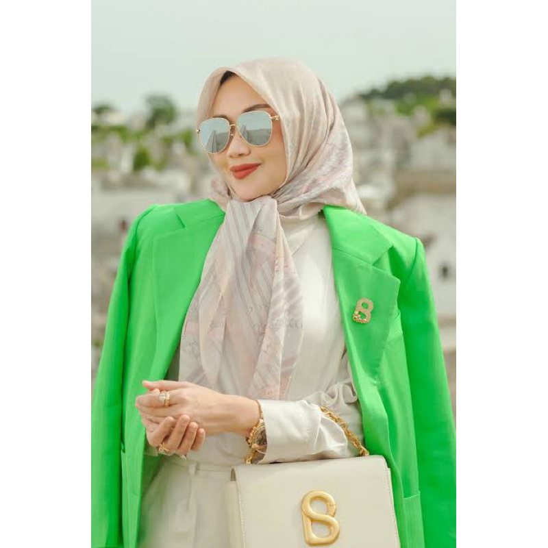 Preloved Buttonscarves Chain 2 Sand