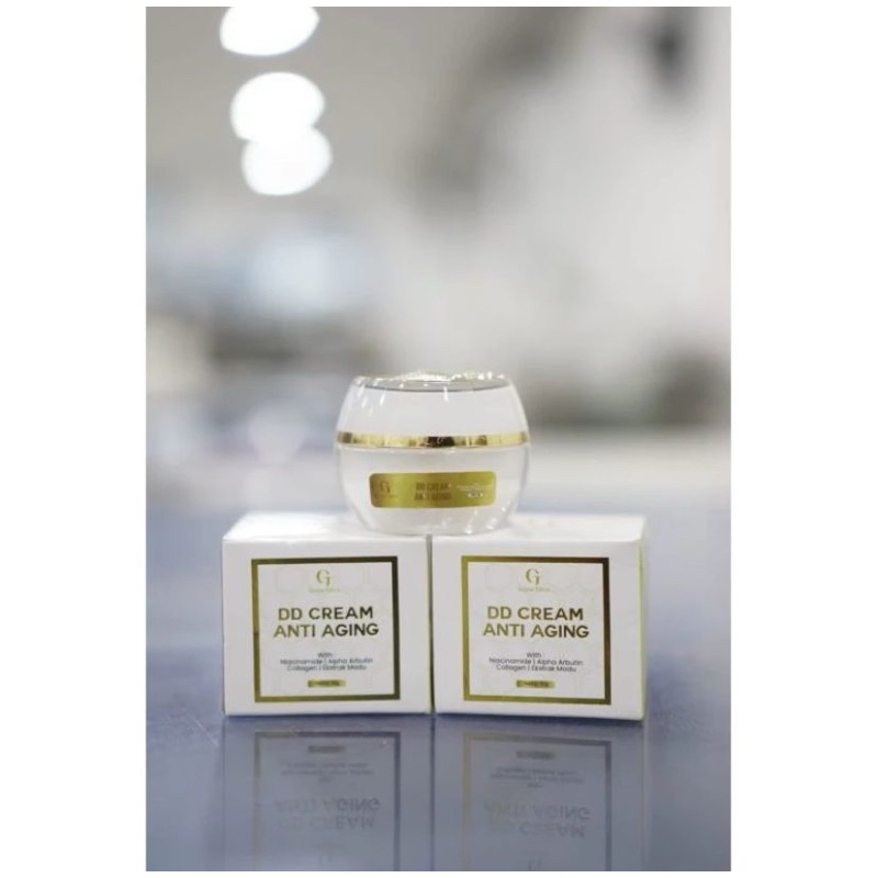 DD Cream Anti Aging/Cream Siang Glowing Sunscreen SPF 50