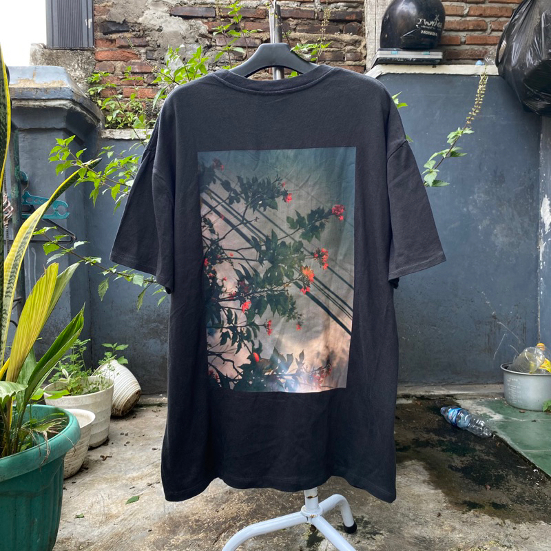 [Termurah] Essentials Fear Of God Floral Black Tshirt