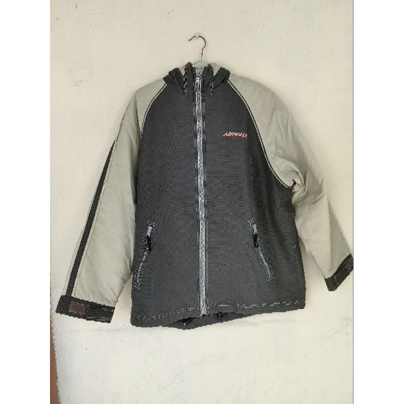 jaket tebal seken airwalk