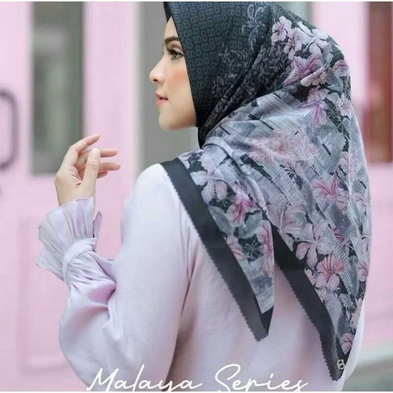 Malaya Series Buttonscarves Black NEW Rare