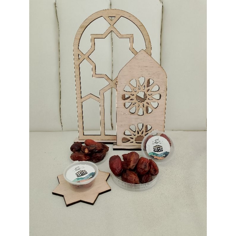 

Kurma kemasan kecil 3-6 butir/kurma hemat