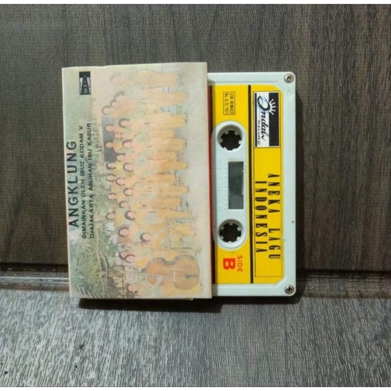 KASET PITA 13156 ANGKLUNG ASUHAN IBU