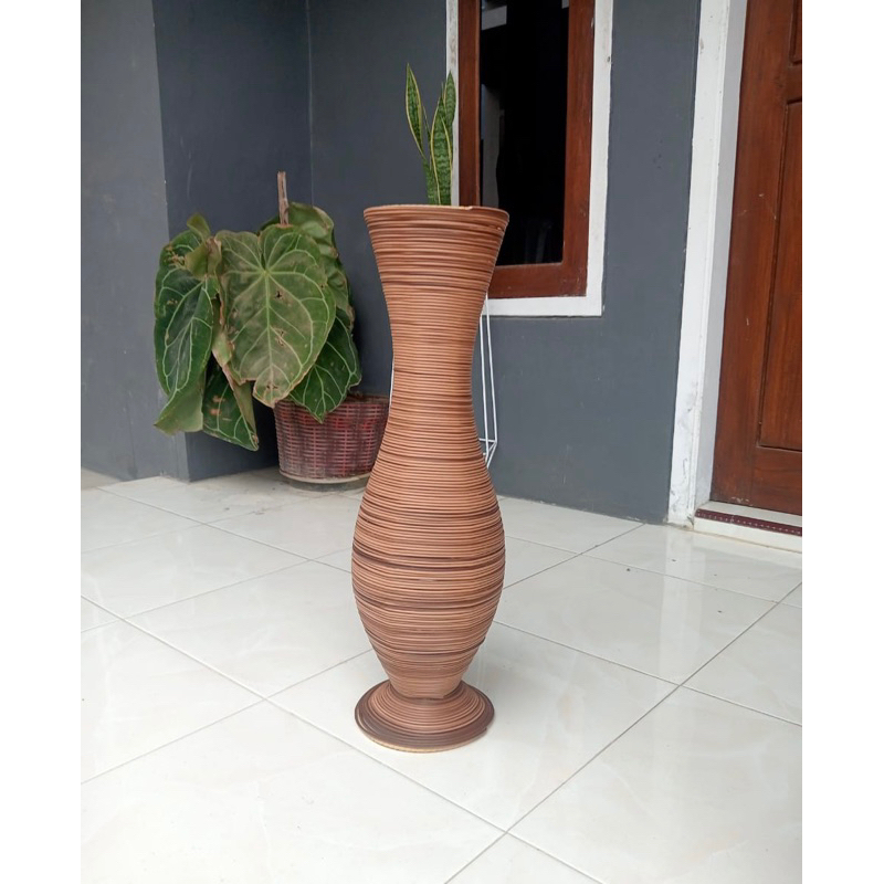 Gucci rotan sintetis/vas bunga/standing pot/ Gucci antik / Gucci murah / Gucci estetik/ grosir Gucci