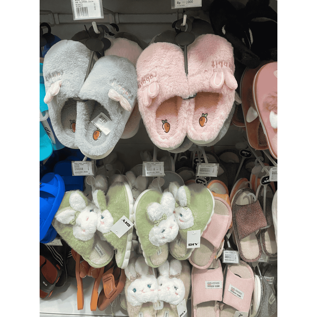 Sandal Wanita Bulu Women Fluffy Indoor Dalam Ruangan Pita Ribbon Wortel Mr Diy