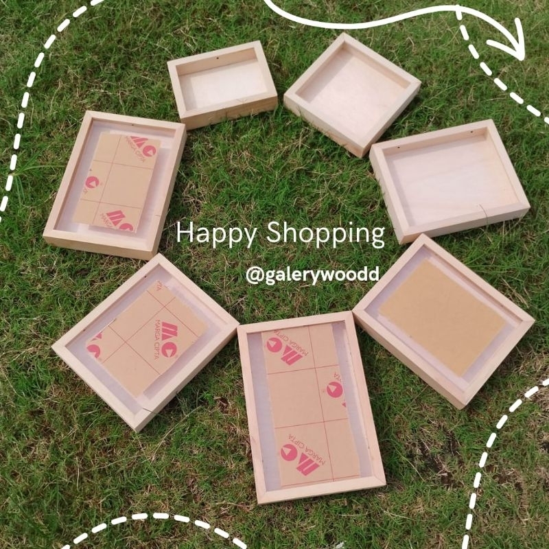 Bingkai Frame 3D ukuran 30x30 cm Frame Kayu