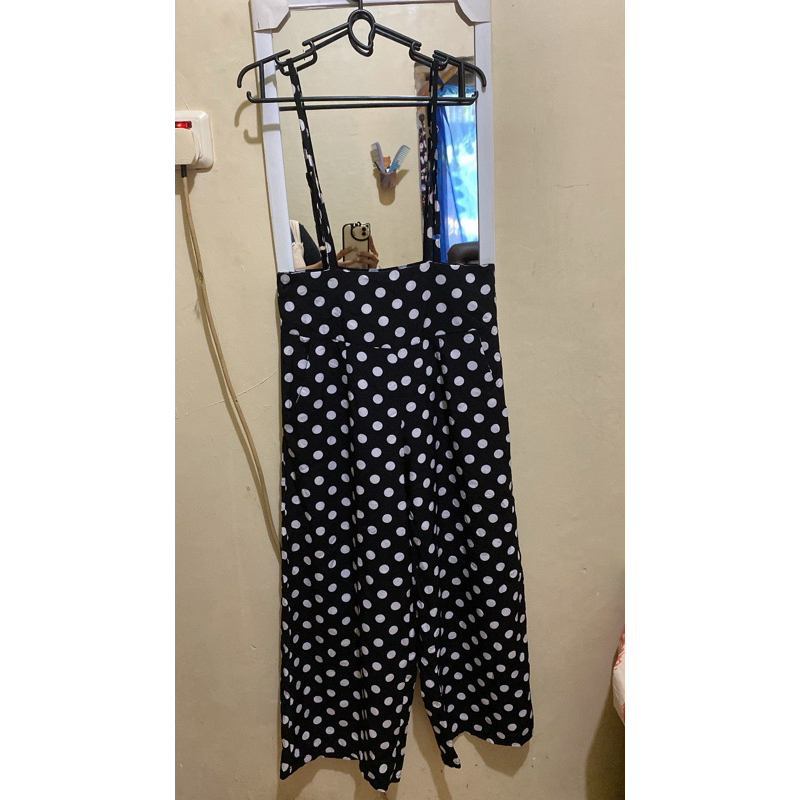 jumpsuit perut dan Jp pendek