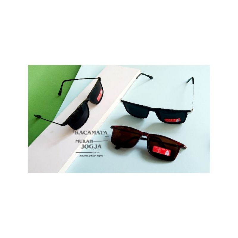 kacamata hitam pria cassual,kacamata pantai