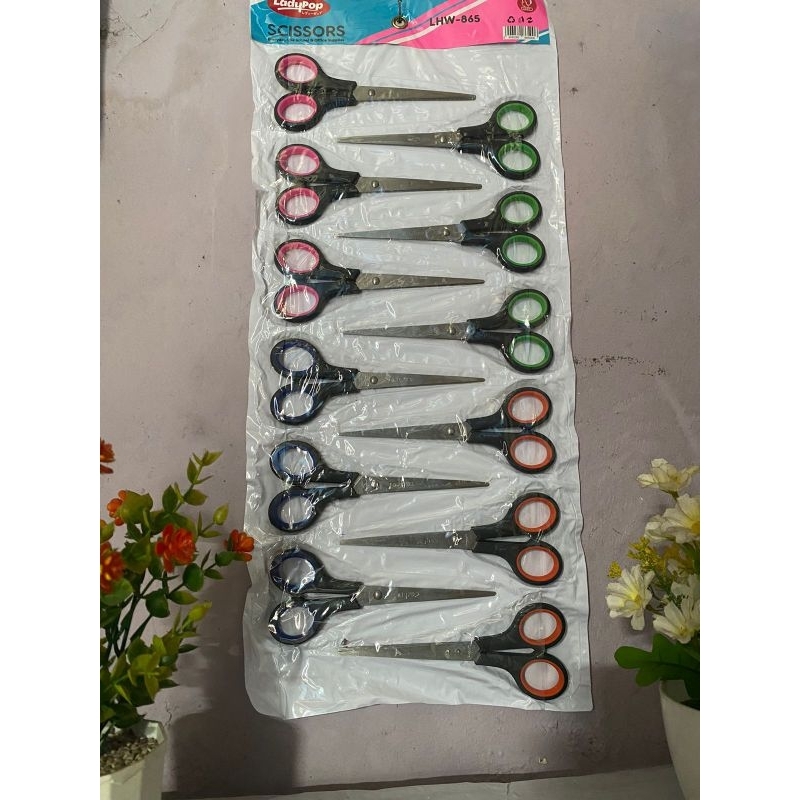 

Gunting ukuran tanggung 1lembar isi 12 pcs