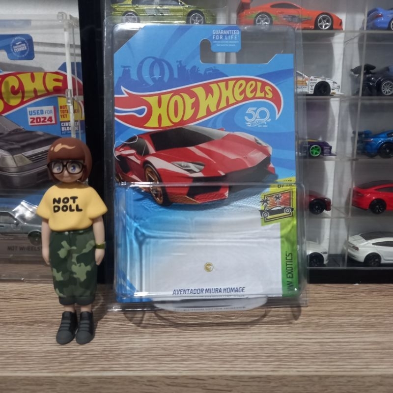 Custom Card Lamborghini Aventador Miura Homage Red/Merah Super Treasure Hunt Hot Wheels