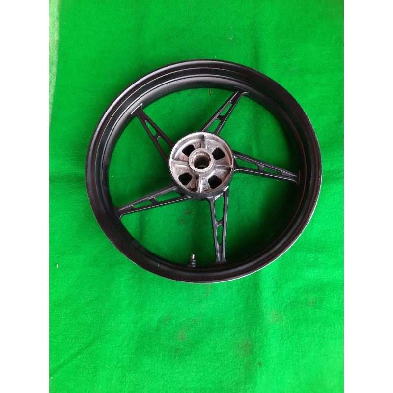 velg pelek roda belakang yamaha jupiter mx new 135 double disk