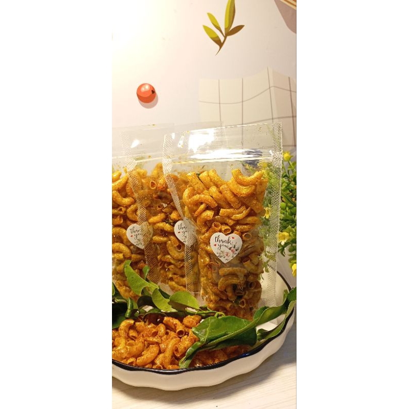 

Makaroni Kecil Pedas Jeruk