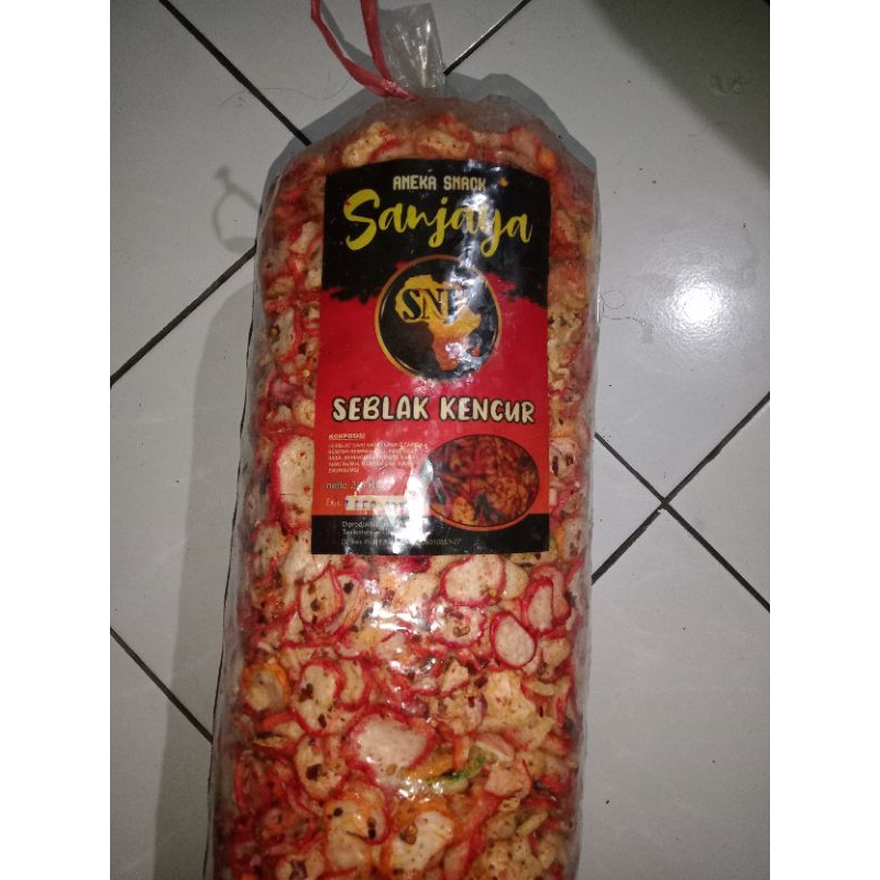 

krupuk seblak kencur pedas makanan ringan 250 gram / 500 gram / 1 kg