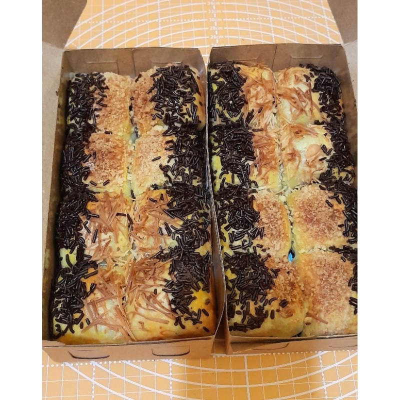 

HALAL bolen panas 2 box varian mix