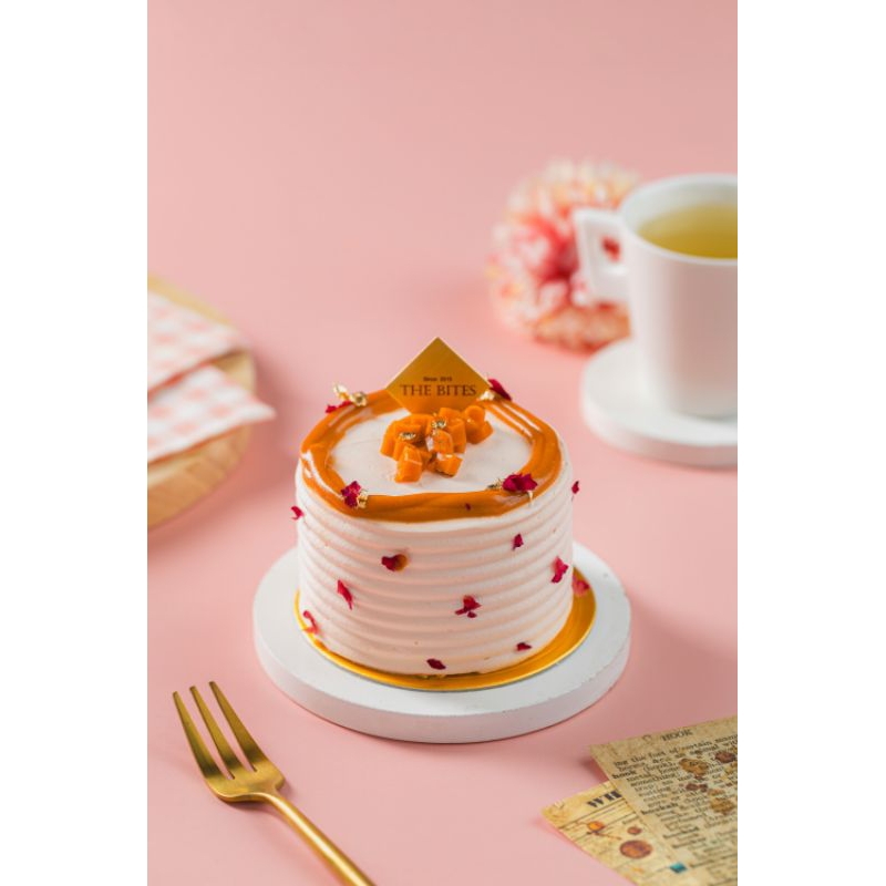 

New!! Thai Tea Minicake