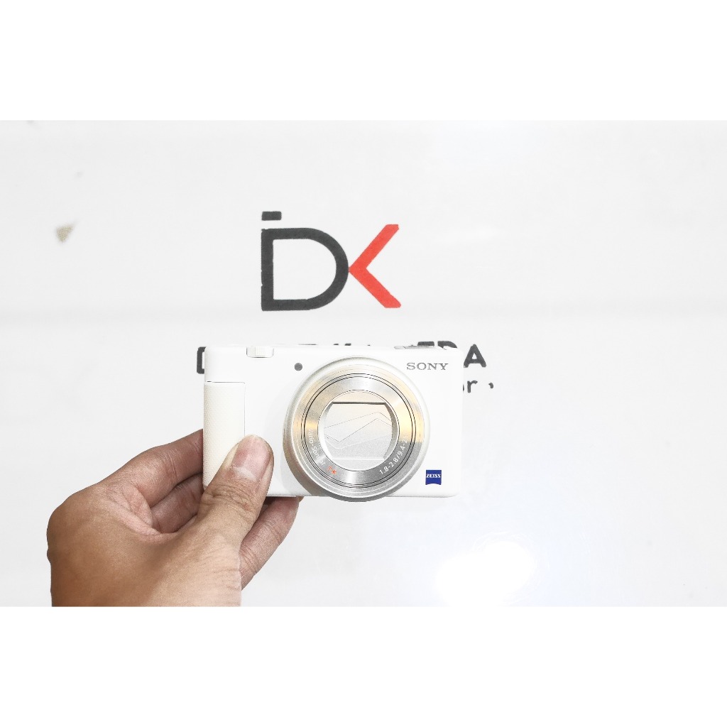 ( DEPOT KAMERA ) SECOND KAMERA SONY ZV1 PLUS SHOOTING GRIP KODE 937
