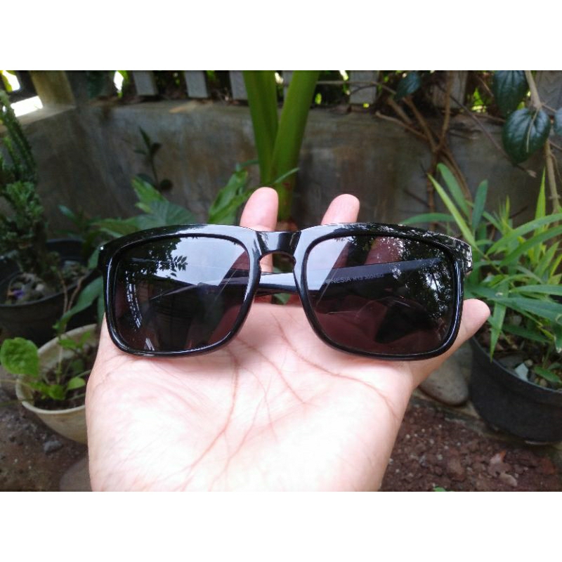 Kacamata hitam R13 3004 kotak stylish Sunglases