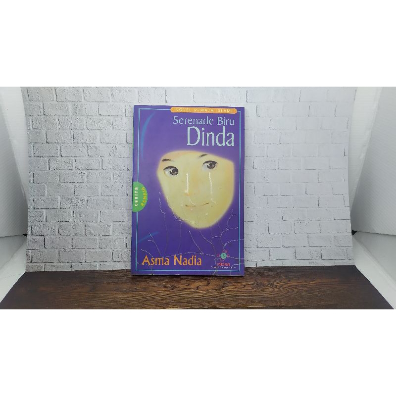 novel Serenade Biru Dinda
