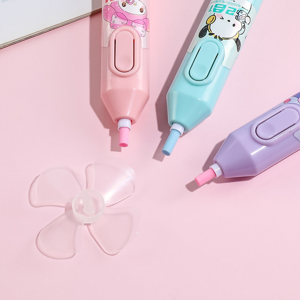 

MG (28PC = 1KG) MB 296 PENGHAPUS PENSIL ELEKTRIK + REFILL & KIPAS ERASER ELEXTRIC PENGHAPUS MEKANIK MINI FAN BATERY MOTIF SANRIO KUROMI MELODY POCHACCO STAIONARY
