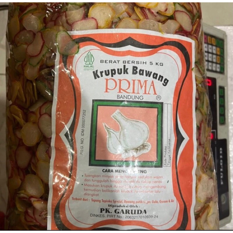 Krupuk / Kerupuk Bawang Prima 1 bal 5 kg (mentah)