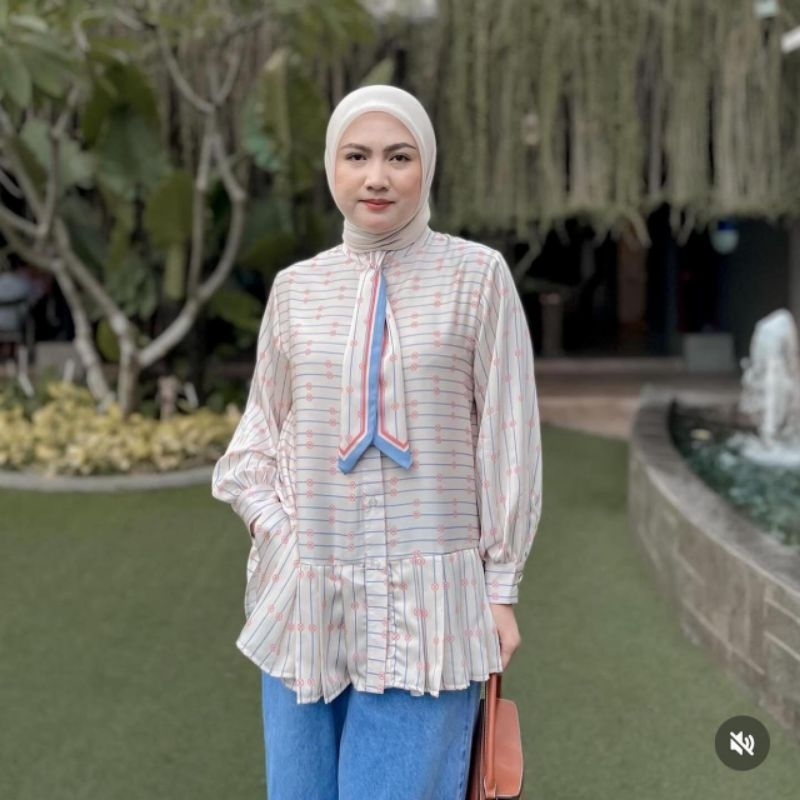 ALEZA SALE‼️IVY TOP WHITE by ALEZA