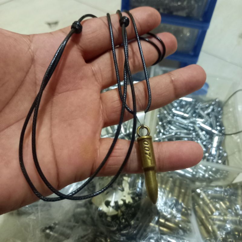 Kalung Tali Bandul peluru 007