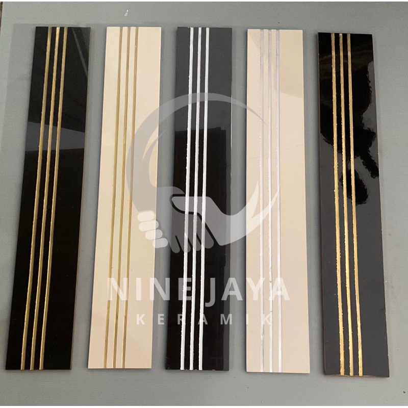 Stepnosing granit hitam superblack 10x60