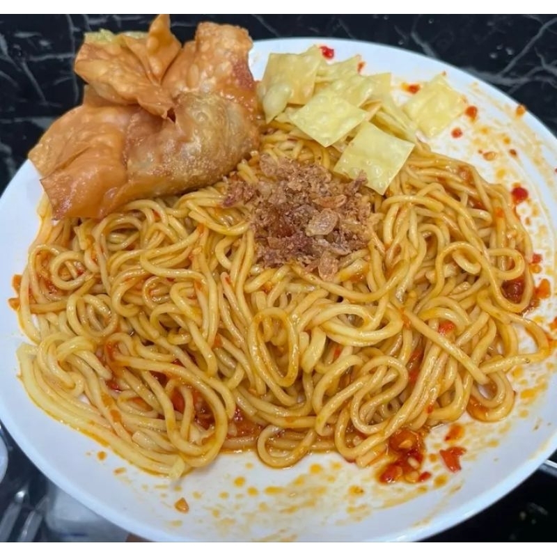 

Mie menggelegar