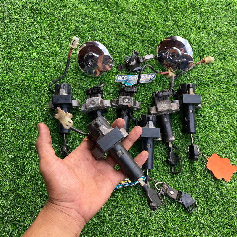 Kunci kontak honda megapa,verza cb verza, gl,mp,tiger original copotan motor