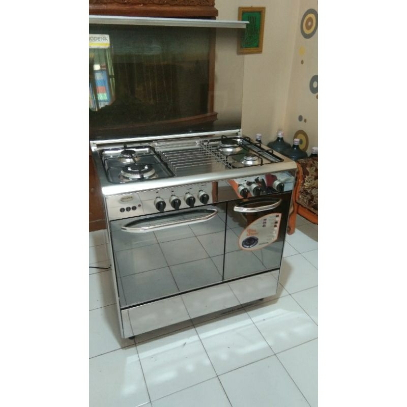 kompor+oven modena 4 tungku bagus