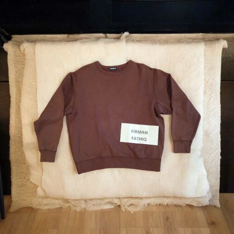 Crewneck Uniqlo SECOND sweatshirt coklat tua cokelat tua dark brown uniqlo uniklo