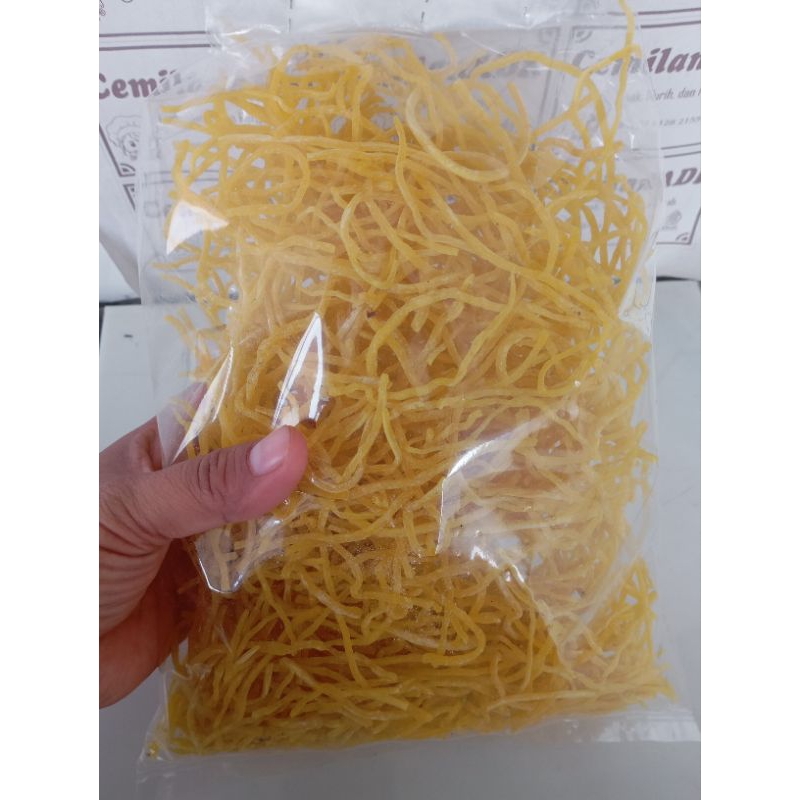 

krupuk mi awut 250g/mi kenyol/mie kenyel khas Tegal