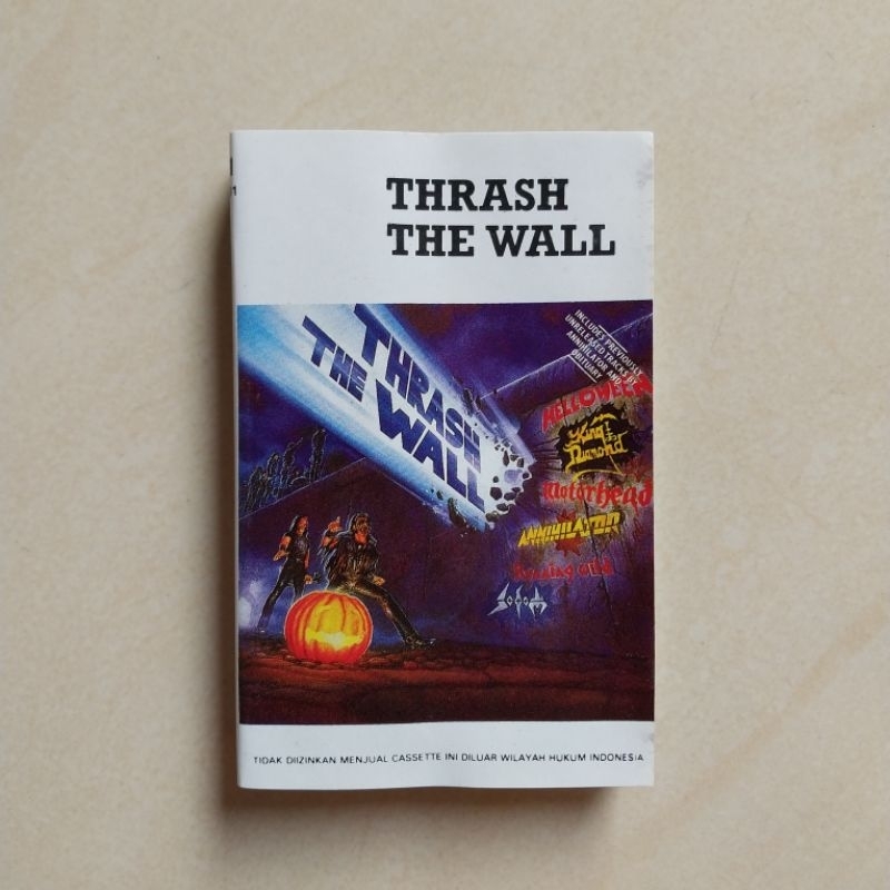 KASET THRASH THE WALL